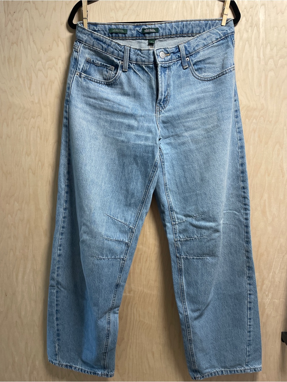 Women's Light Blue Barrel Jeans